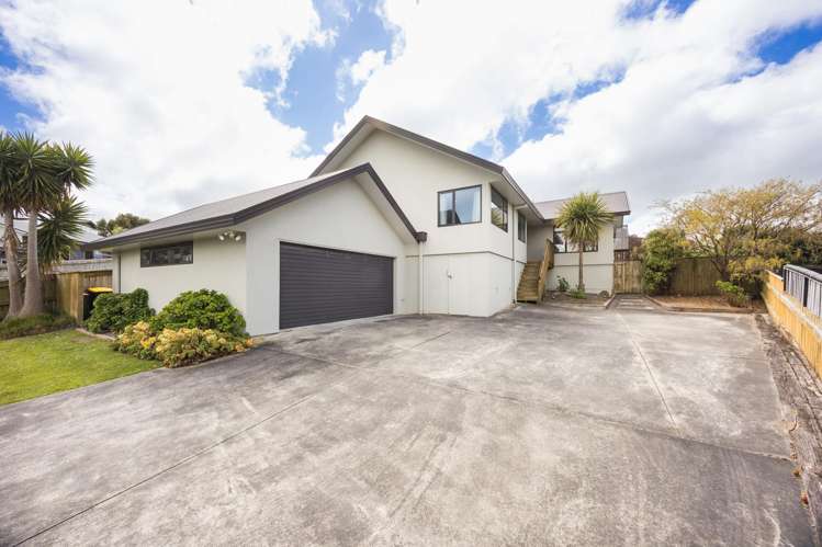9 Logan Grove Feilding_0