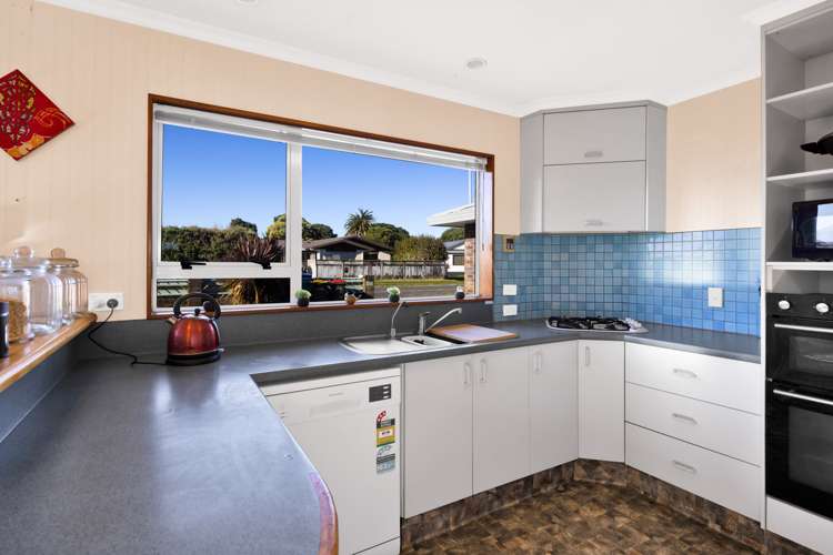 11 Ponderosa Place Opunake_1