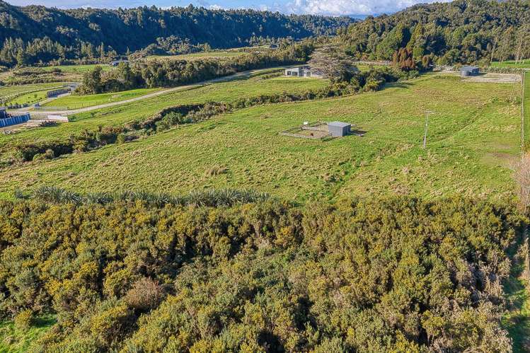 239 Blue Spur Road Hokitika_11