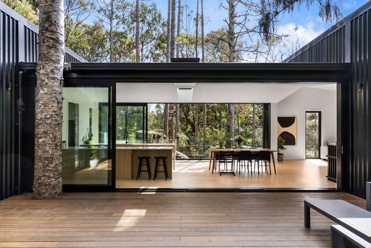 294 Konini Road Titirangi_32