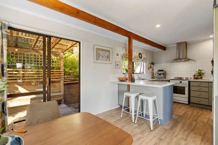 79 James Cook Drive Welcome Bay_6