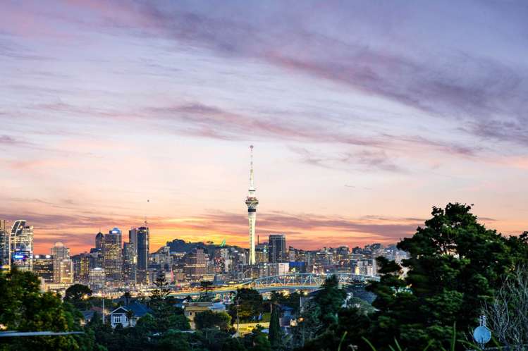 2/199 Glenfield Road Hillcrest_34