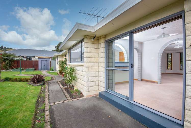 17 Woodland Avenue Mosgiel_21