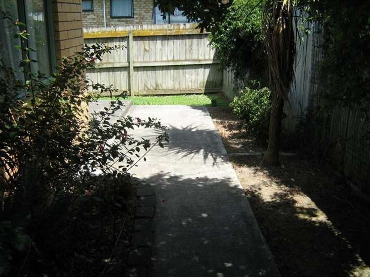 23 Rebecca Rise Manurewa_1