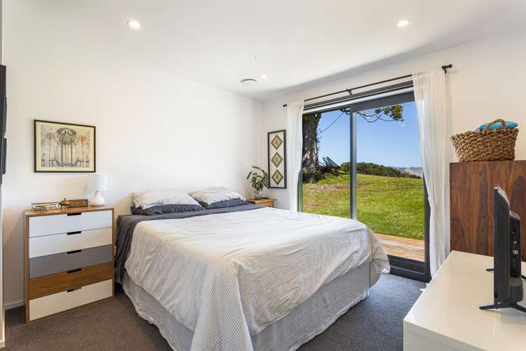 42a Upland Road Huia_16
