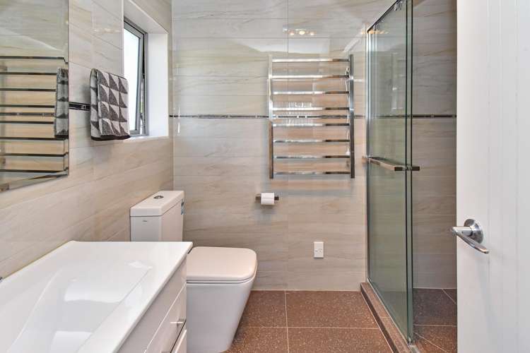 10 Gospel Heights Flat Bush_14