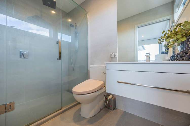 66 Arran Road Browns Bay_21