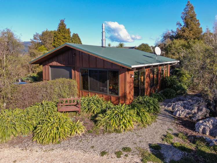 10 Labyrinth Lane Takaka_9
