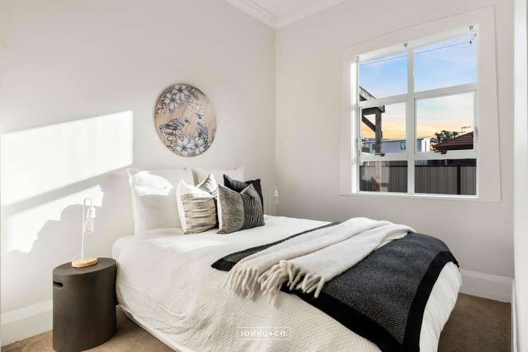 1/137 Abbotts Way Remuera_8