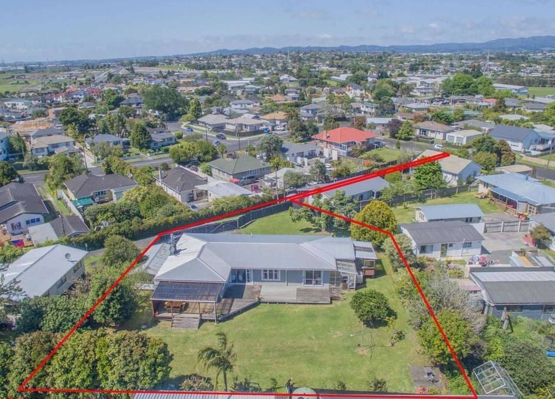 1 Helga Crescent Te Atatu Peninsula_0