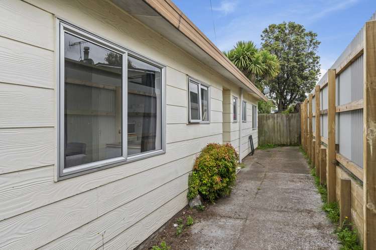 2/4 Cumberland Street Tauhara_11