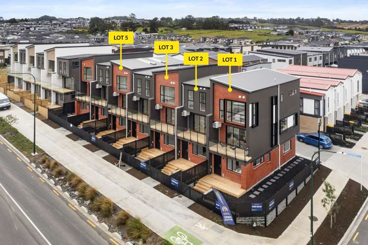 Lot 2/13 Papatahi Lane Flat Bush_0