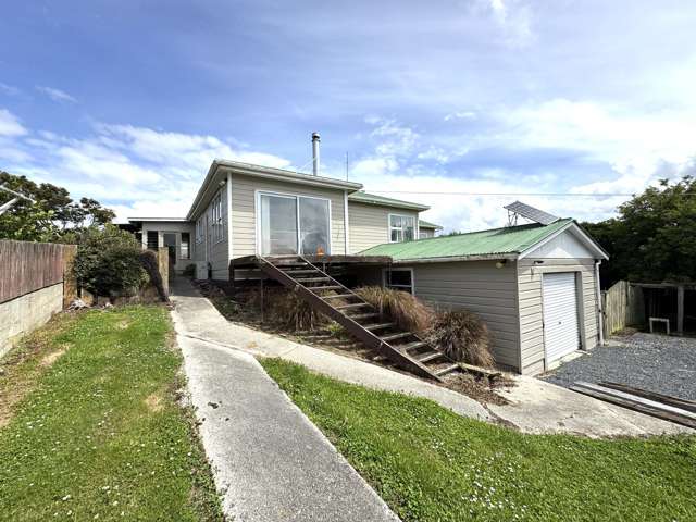 9 Cargill Street Owaka_1