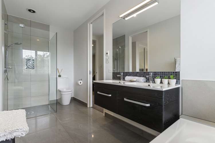 420 Redoubt Road Totara Park_16