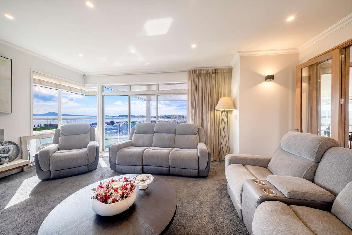 72 Compass Point Way_2