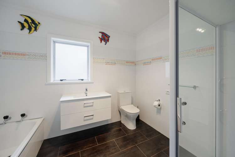 18 Alamein Crescent Onekawa_12