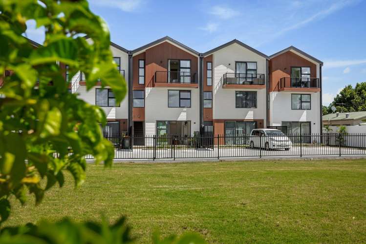 26c Brennan Avenue Te Atatu Peninsula_26