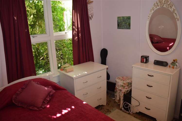 4 Armstrong Crescent Akaroa_5