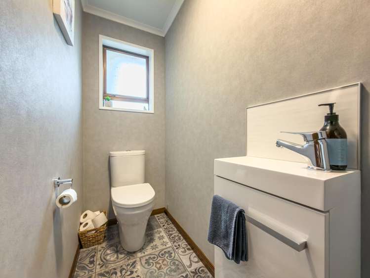 47 McIvor Road Anderson Park_10