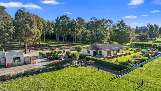114 Bruces Road Sefton_1