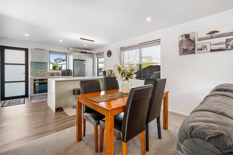 10A Crest Street Tainui_9