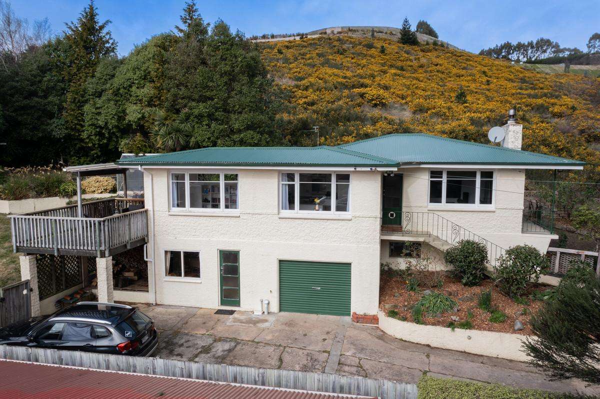 8 Roy Crescent_0