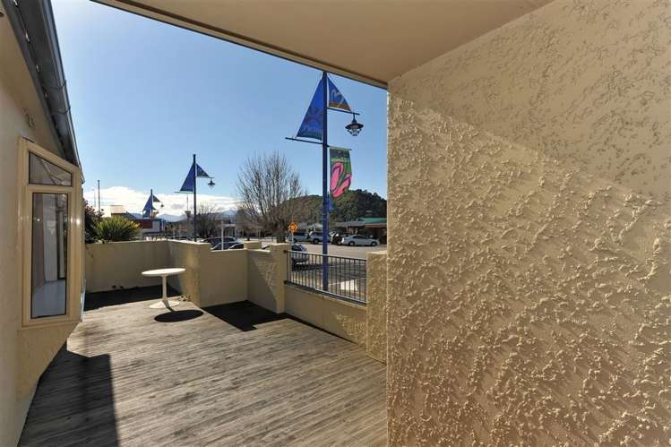 75 High Street Picton_29
