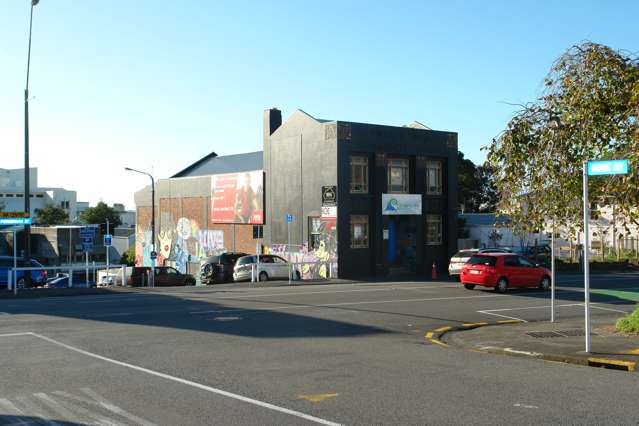 74 Powderham Street New Plymouth_1