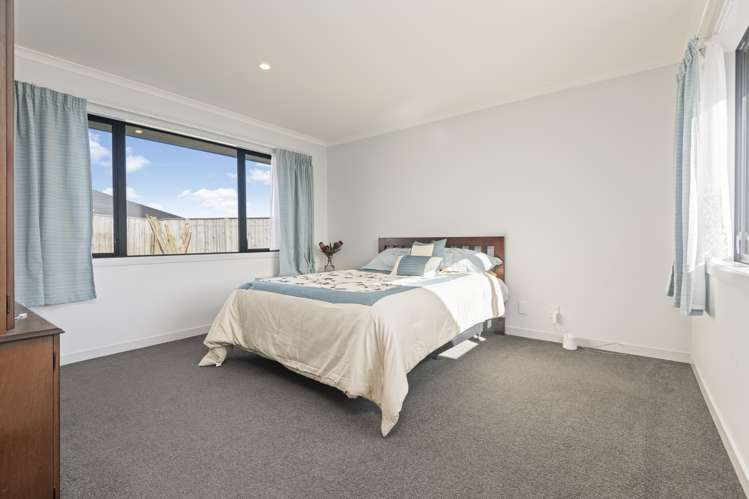 38 Varsity Heights Fitzherbert_10