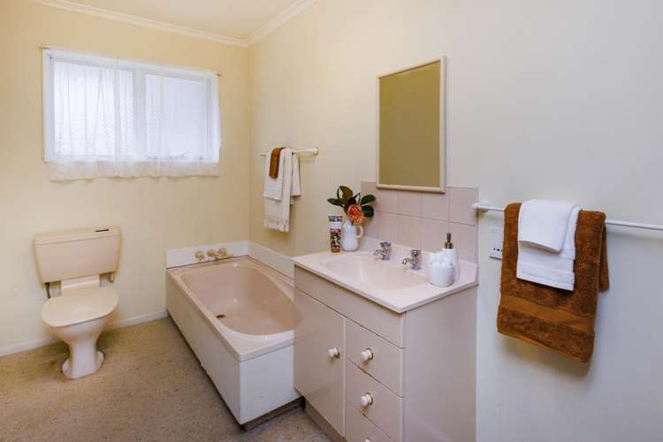 9 Churchill Avenue Hokowhitu_16