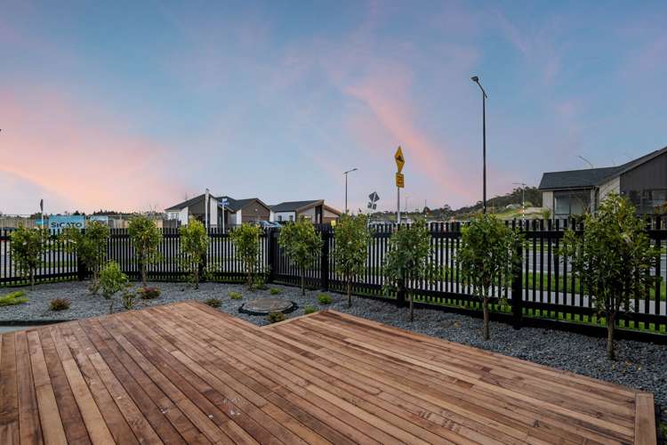 98 Parish Drive_5