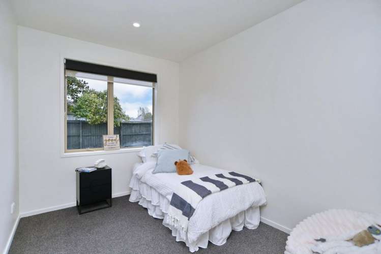95 Gayhurst Road Dallington_18