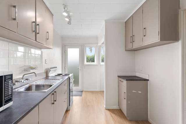 2/68A Ridge Road Howick_4