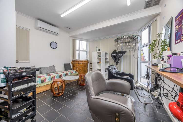 6 Oteha Valley Road Northcross_16