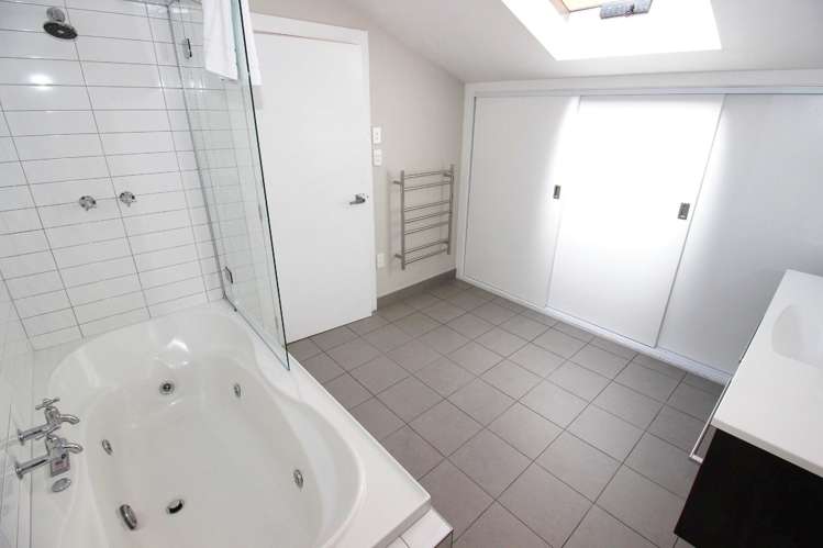 16 Carroll Street Central Dunedin_18