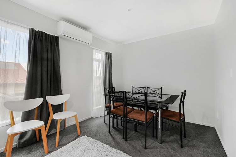 6/17 Wellington Street Hamilton East_5