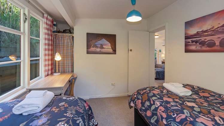 20 Fountain Place Beachville_18