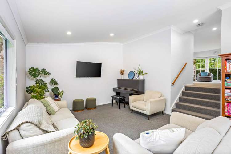 78 Rosario Crescent Red Beach_9