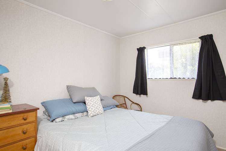 6 Sandy Bay Drive Mataikona_7