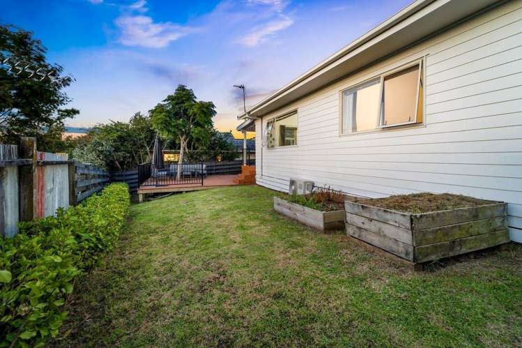 21A Sabot Place Massey_5