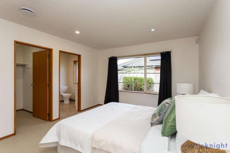 2/3 Lantern Lane Halswell_15