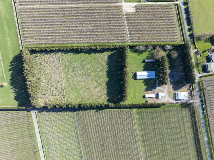 25 Stock Road Pakipaki_14