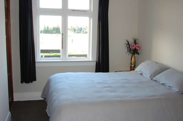 117 Centre Bush Otapiri Road Winton Surrounds_10