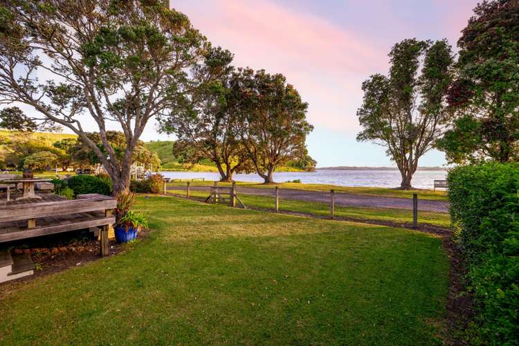 1 Campbell Road Tawharanui Peninsula_18