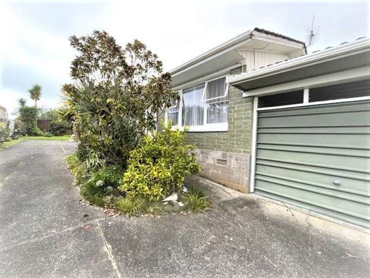 2/23 Aramoana Avenue Devonport_1