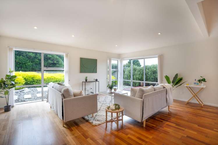 42 Waverton Terrace Churton Park_5