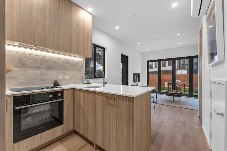 666B Great South Road_4