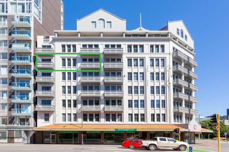 16/182 Wakefield Street_0