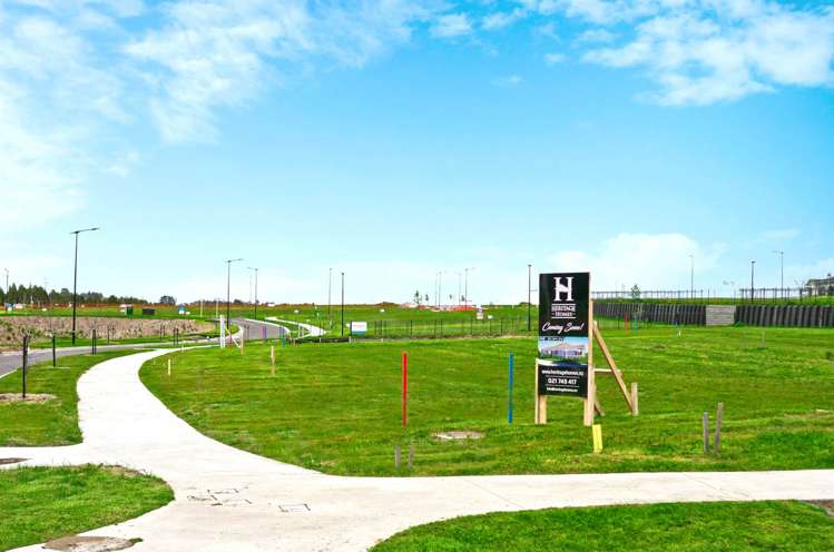 2 Carthey Road Wainui_11