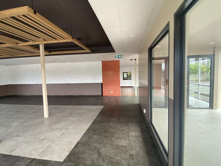 523 Ellerslie Panmure Highway Mount Wellington_11